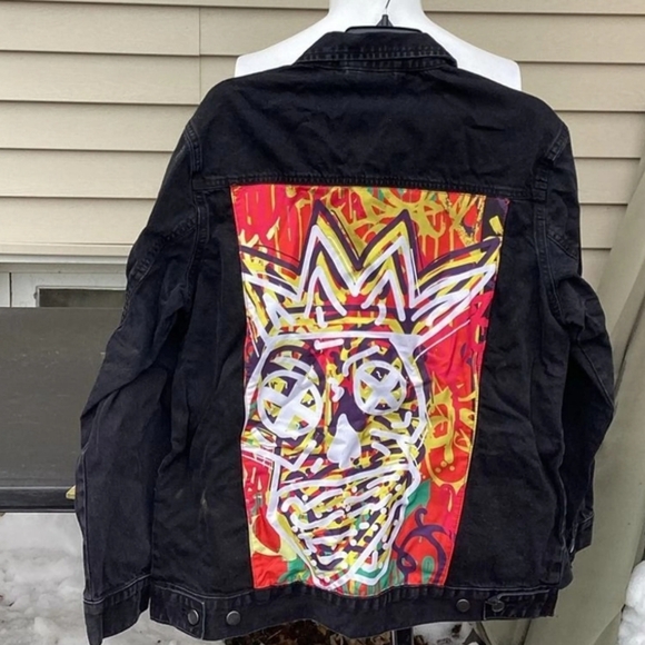 Mens Black Denim King Graffiti Jean Jacket NWT Artwork on Back - Picture 3 of 9